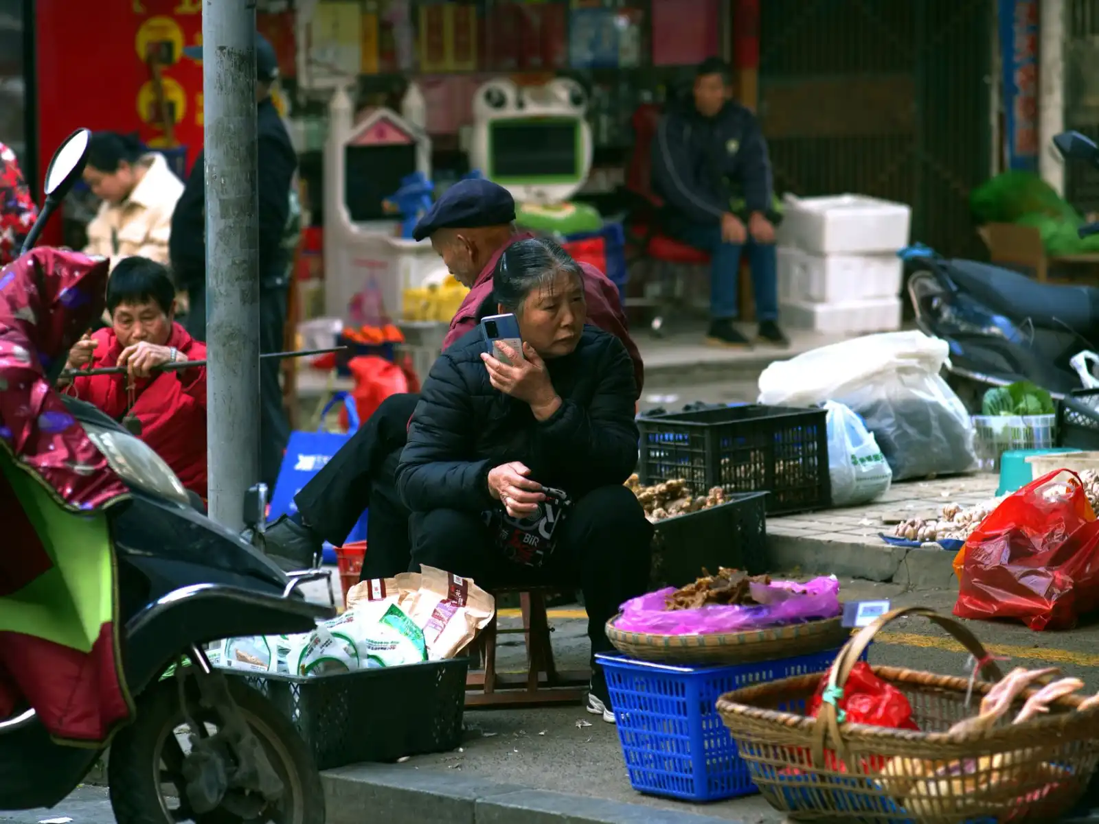 工业电气接线端子技术参数对比：保障连接可靠性的关键指标